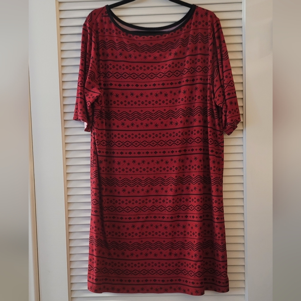 Croft & Barrow - Intimates Geometric Black & Red Short-Sleeve Nightgown